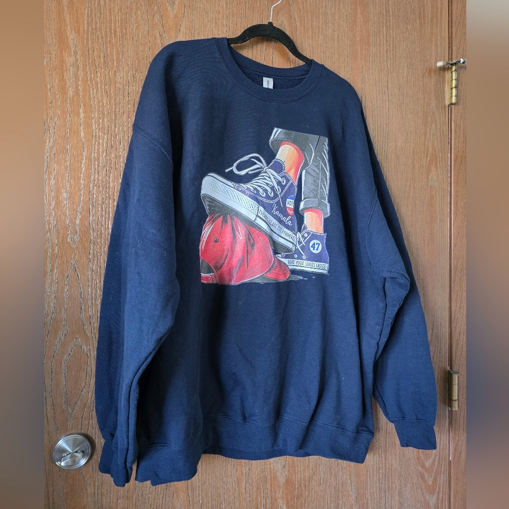 Graphic Crewneck Sweatshirt 4XL Political Satire Sneaker Stomp Red Hat Navy